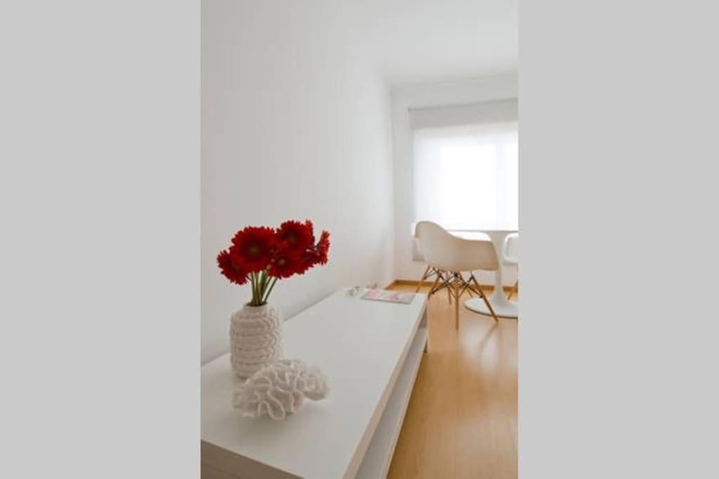 New Office - Free Wifi & Parking - Self Check-in - Daikin Airco Apartamento